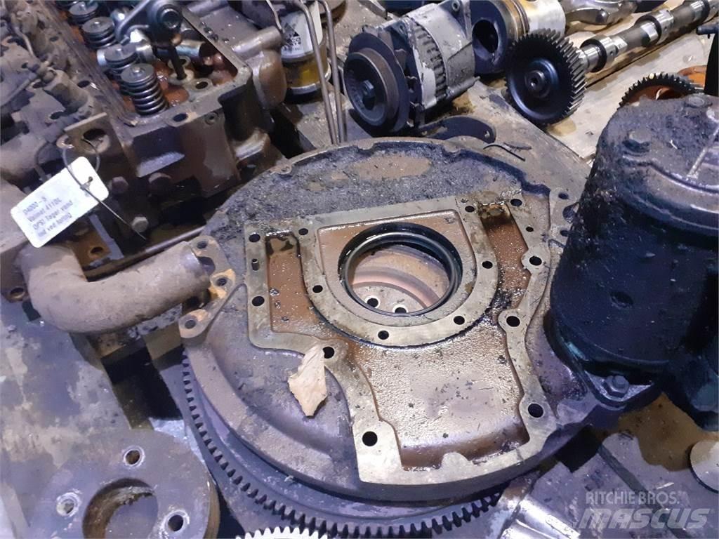 Valmet 411DL Engines