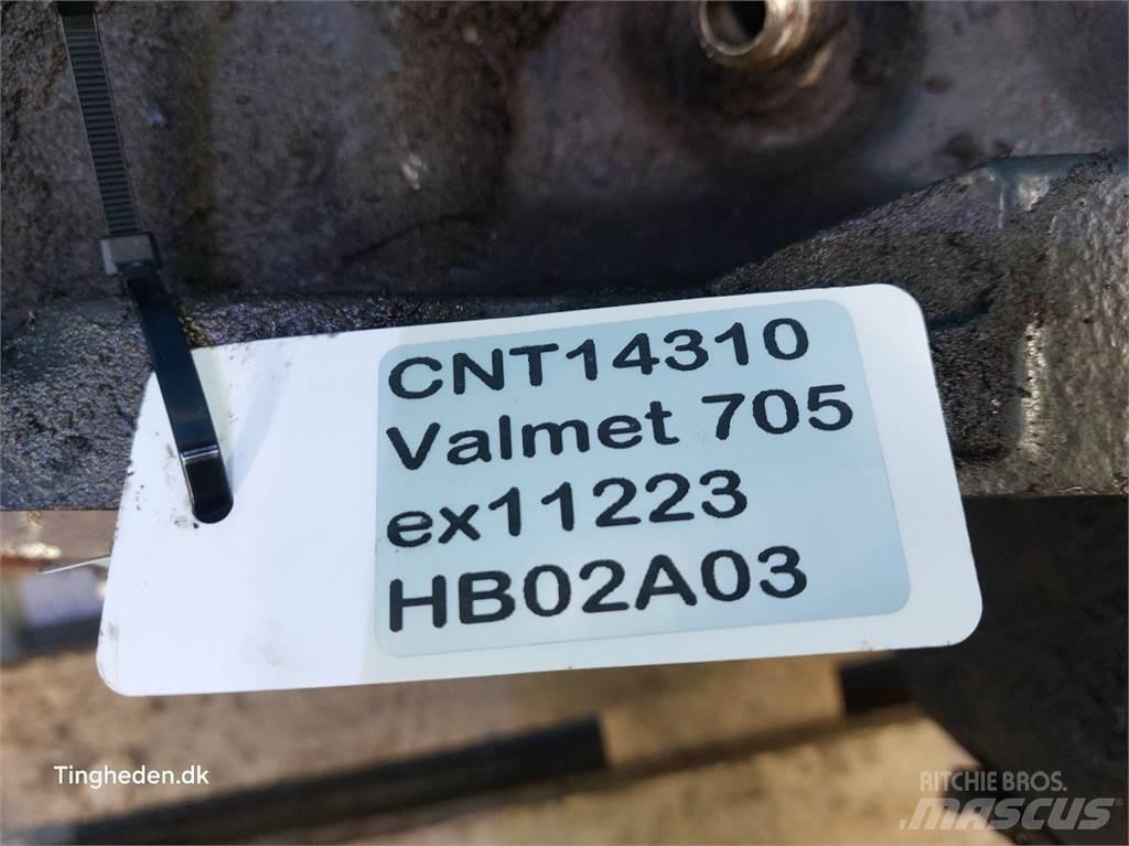Valmet 705 Transmission