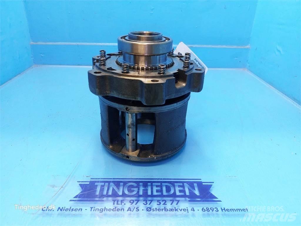 Valmet 8050 Transmission