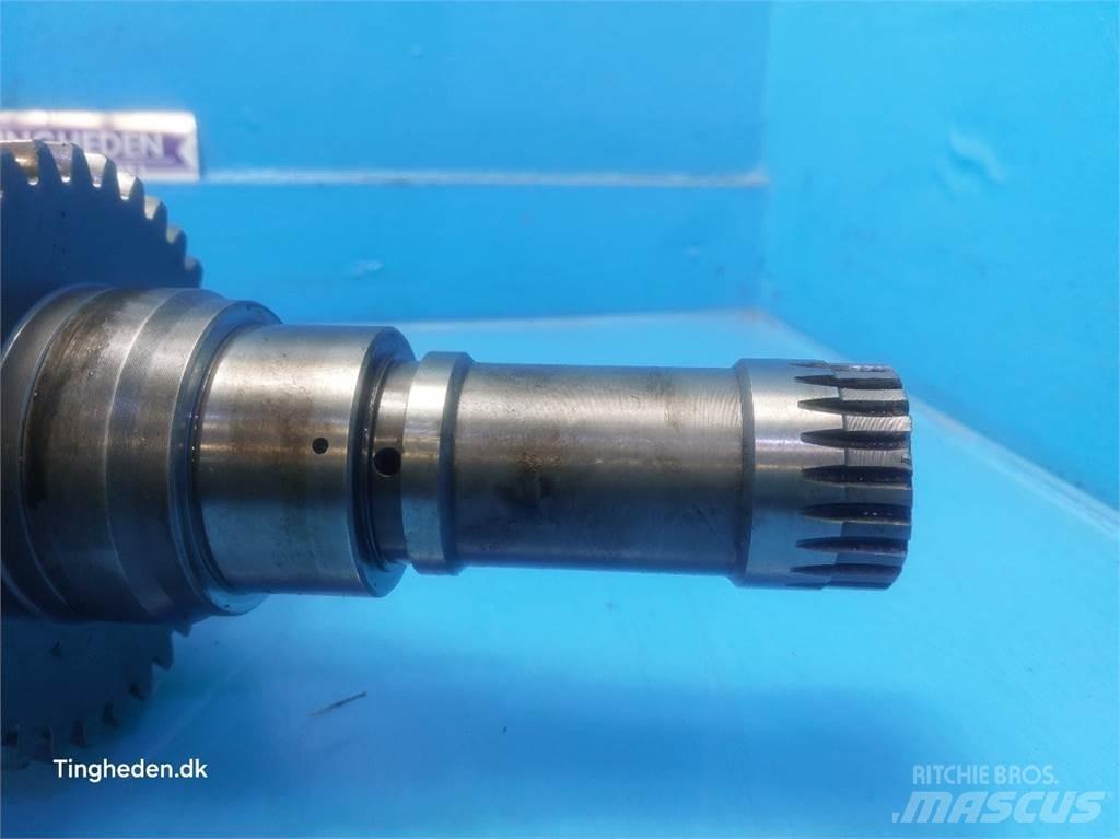 Valmet 8050 Transmission