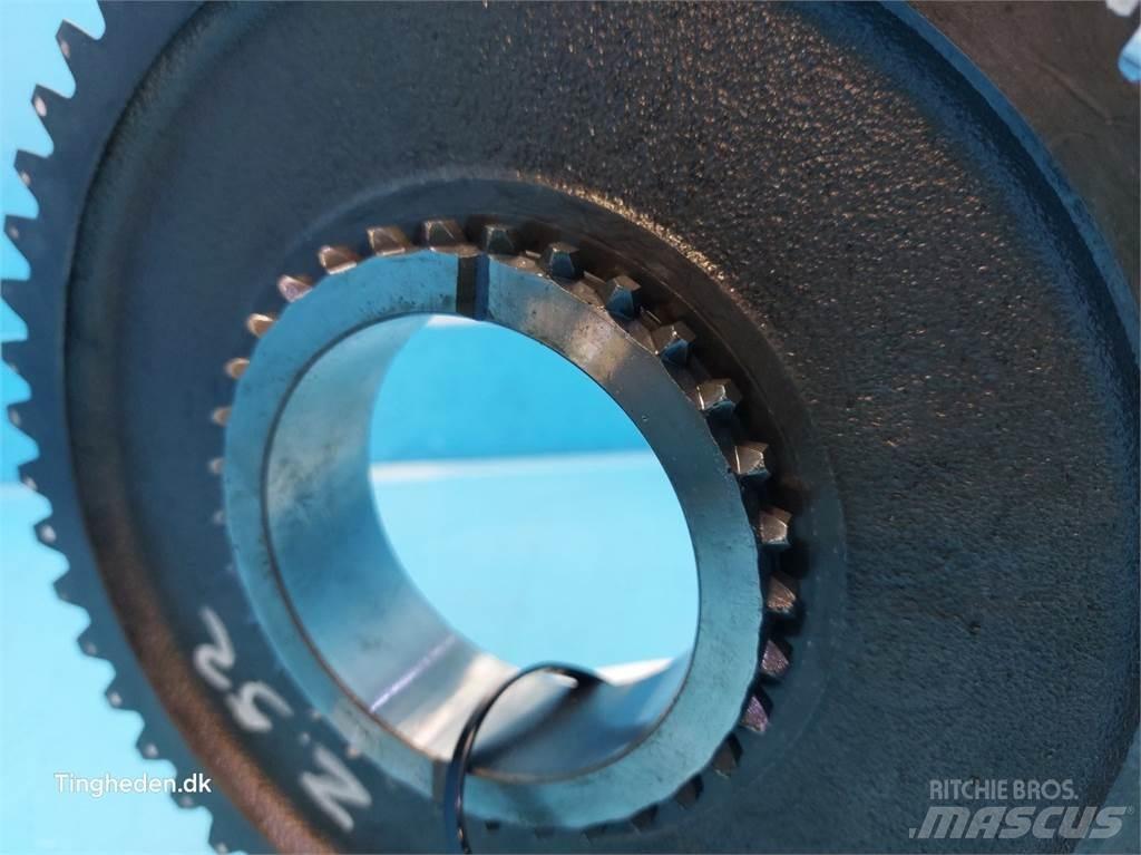 Valmet 8050 Transmission