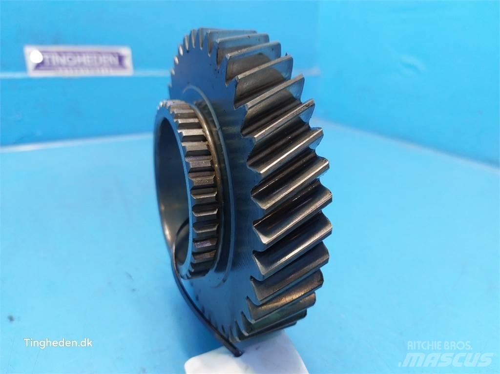 Valmet 8050 Transmission