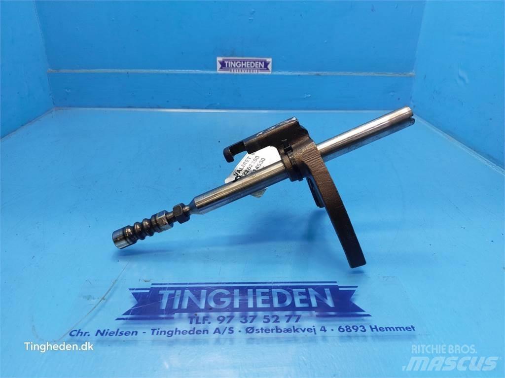 Valmet 8050 Transmission