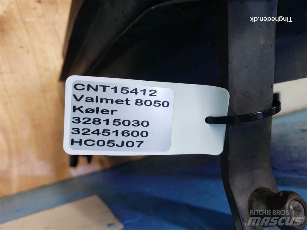 Valmet 8050 Radiators