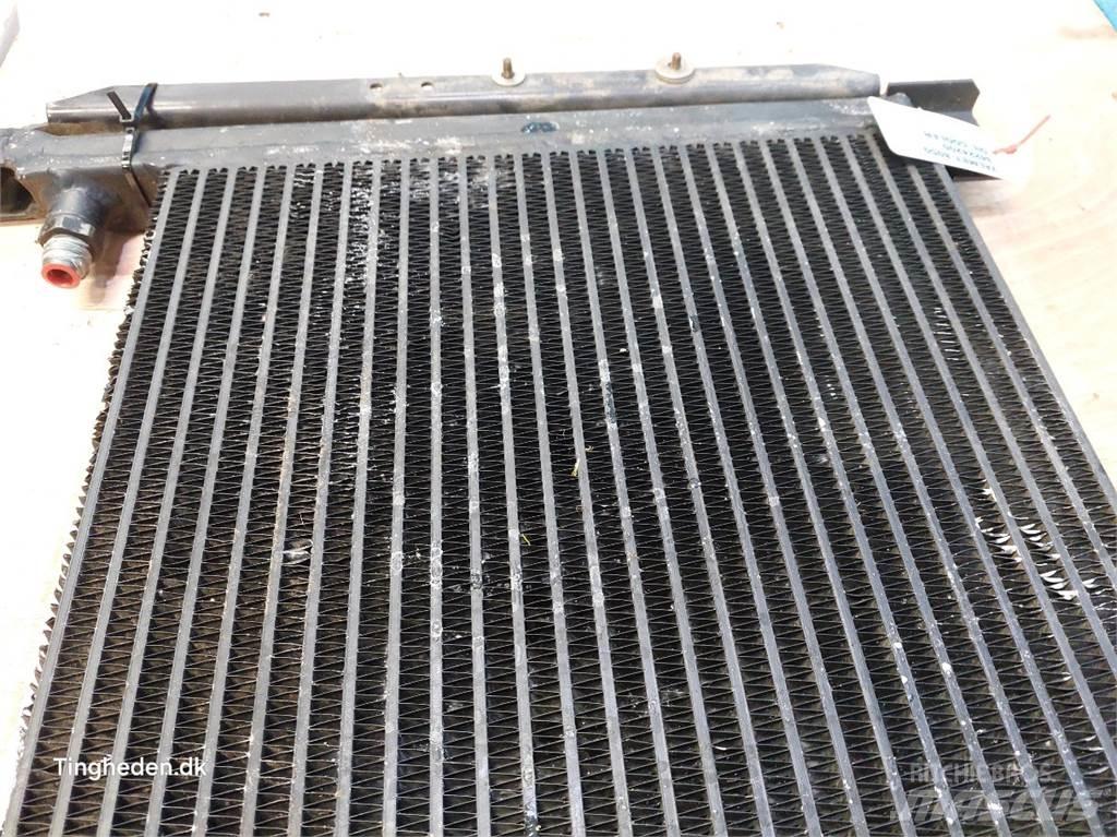 Valmet 8050 Radiators