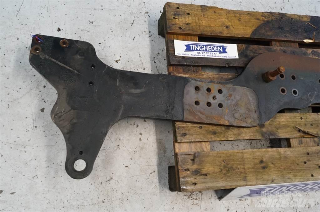 Valtra T213 Front loader accessories