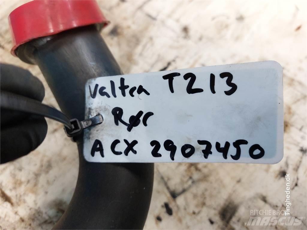 Valtra T213 Hydraulics