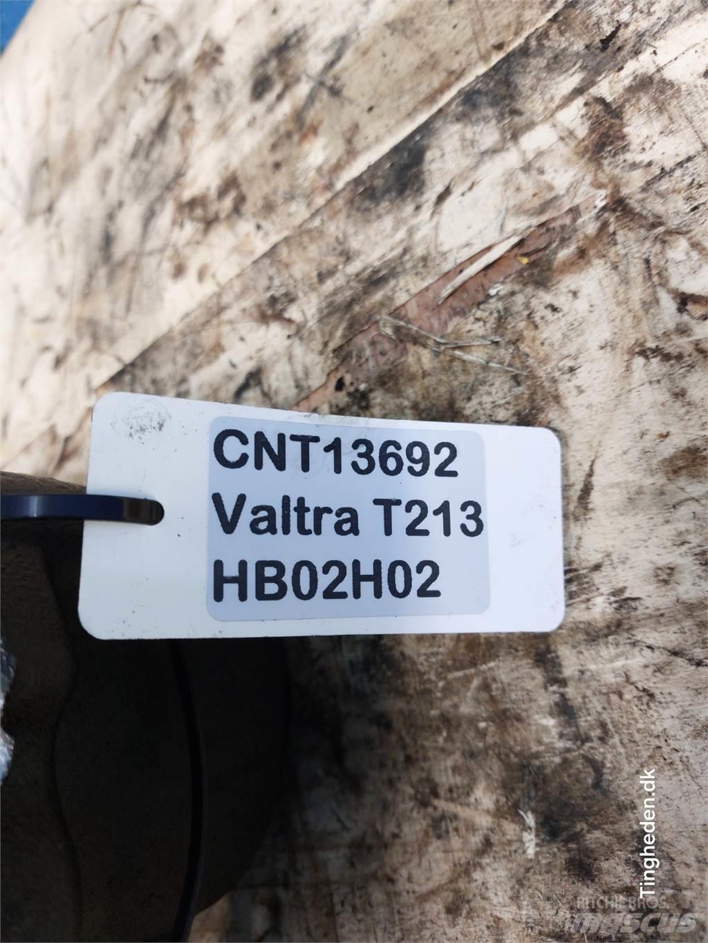 Valtra T213 Transmission