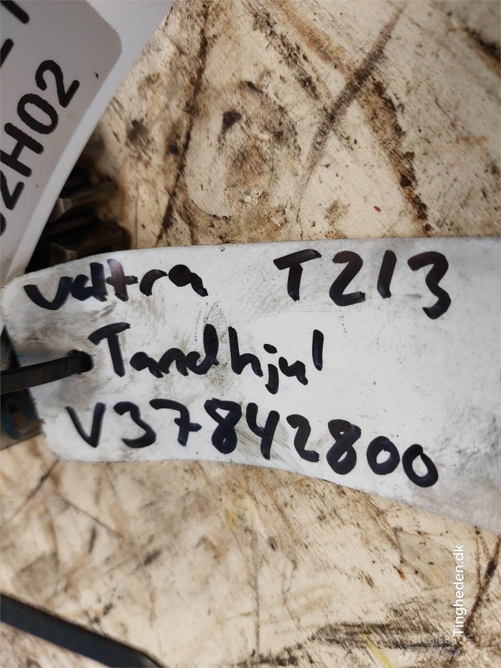 Valtra T213 Transmission