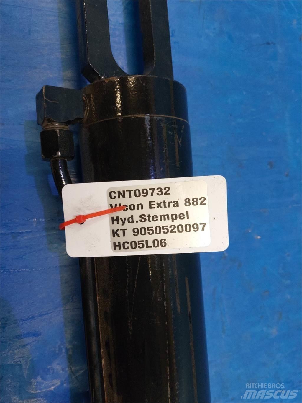 Vicon Extra 832 Mowers
