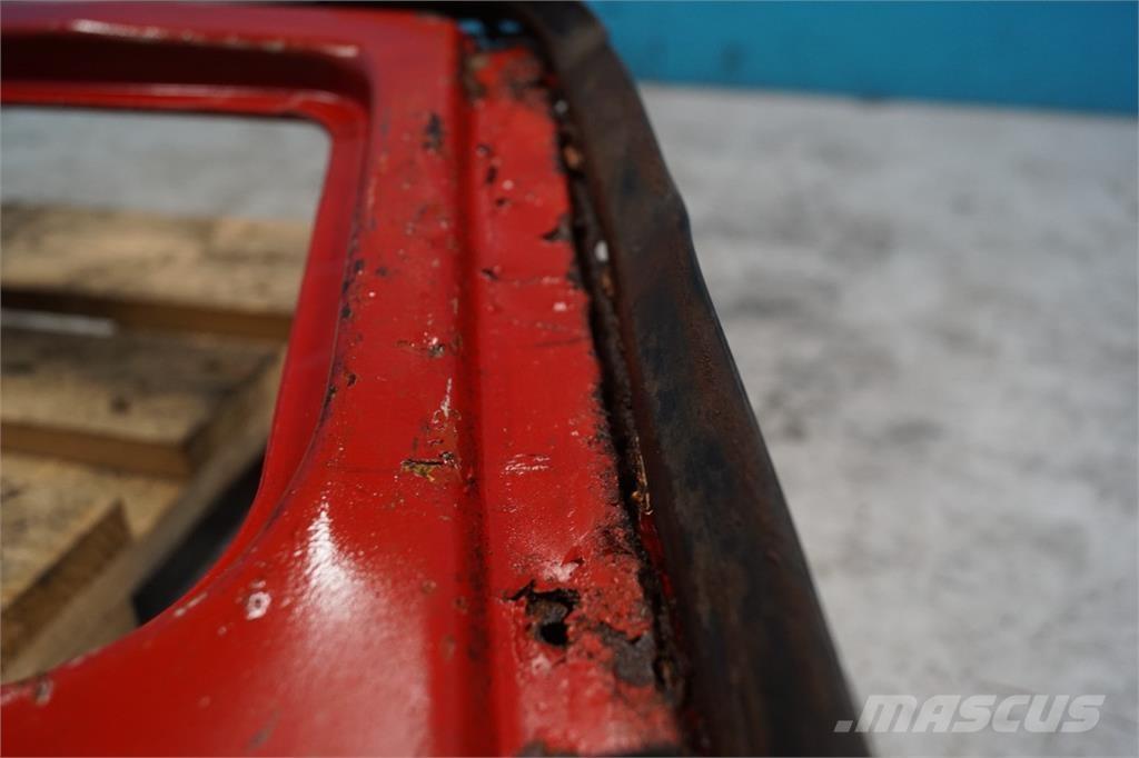 Volvo 650 Cabins and interior