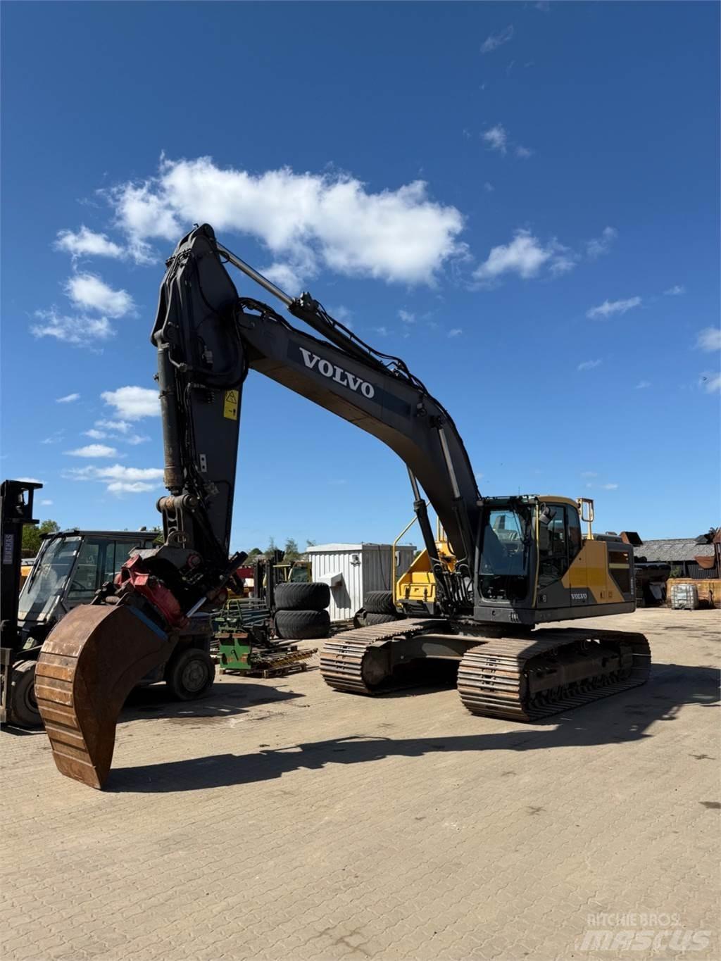 Volvo EC300EL Crawler excavators