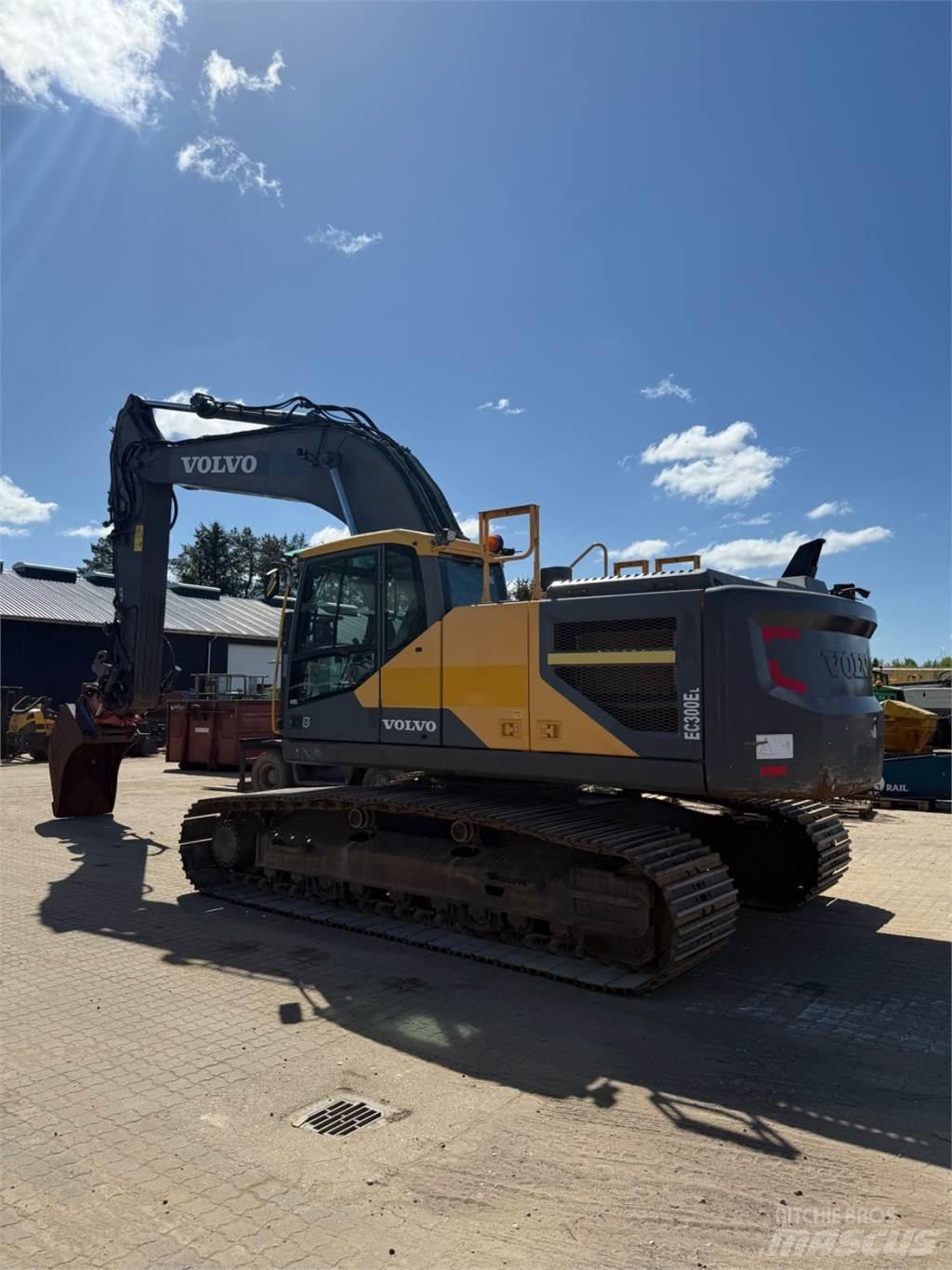 Volvo EC300EL Crawler excavators