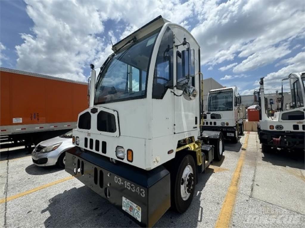 Autocar ACTT42 Terminal tractors