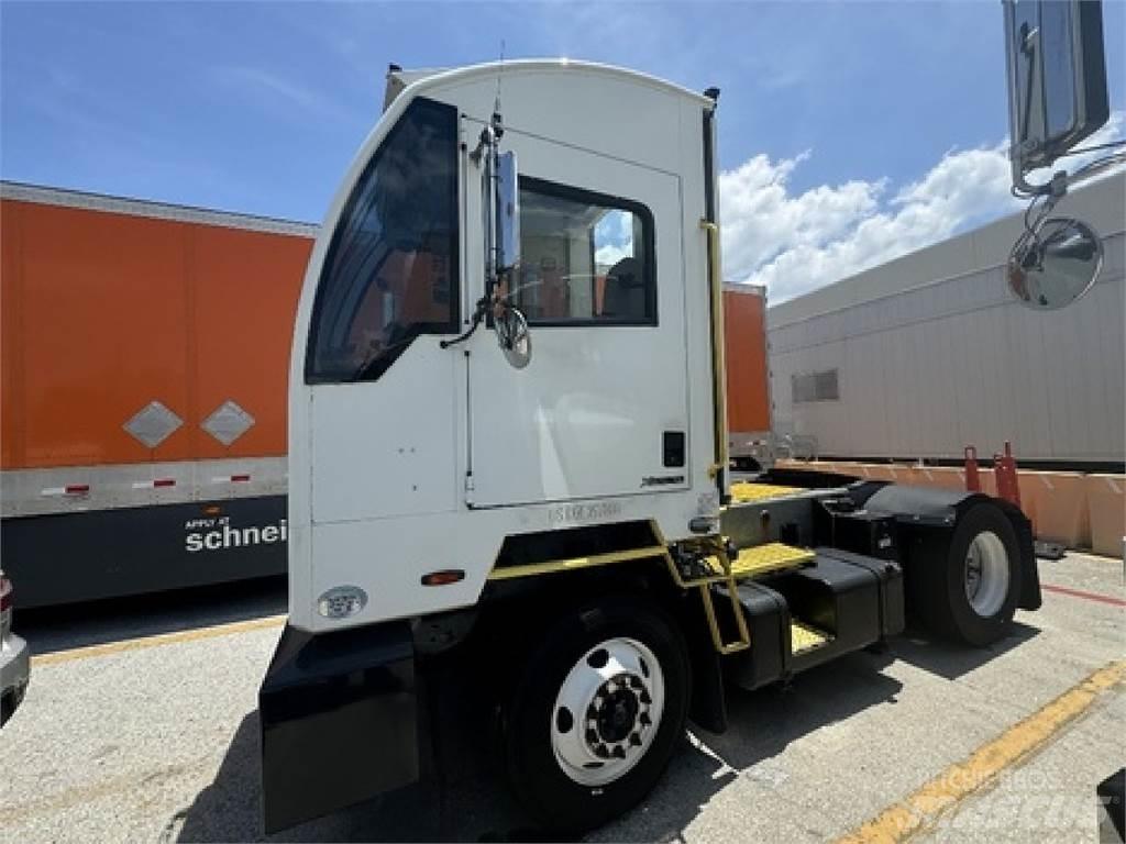 Autocar ACTT42 Terminal tractors