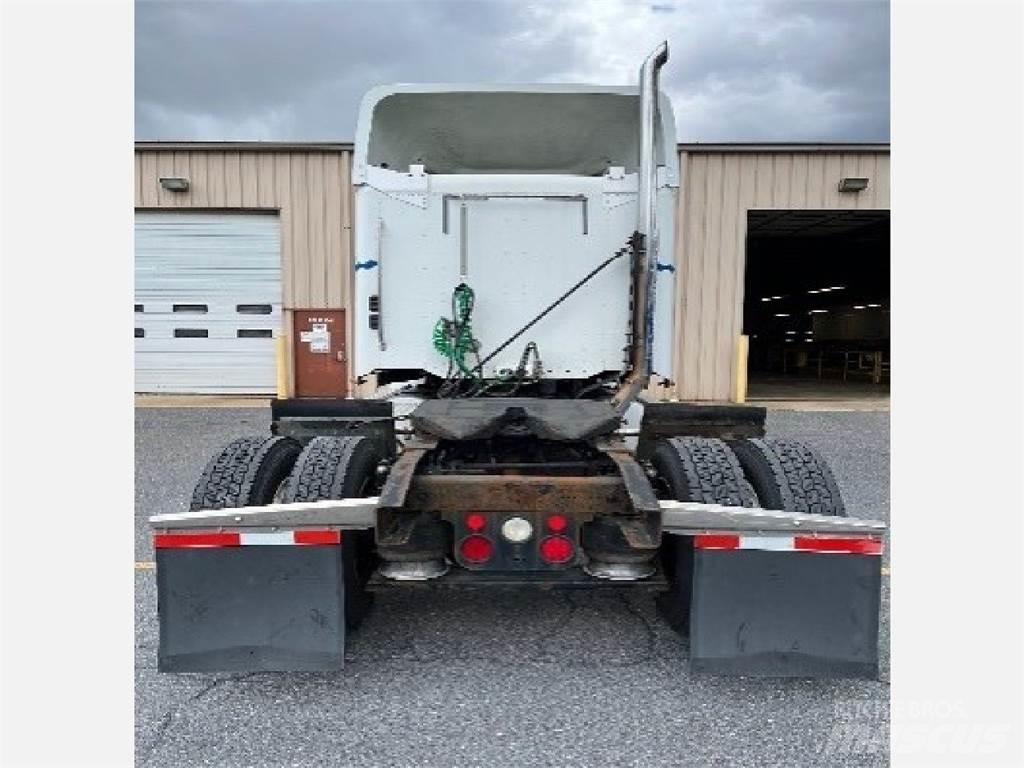 Freightliner C112 Prime Movers