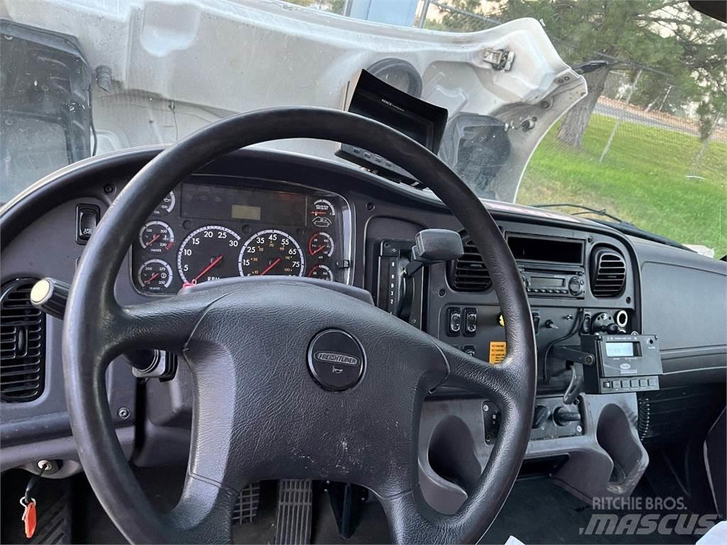 Freightliner M2 Temperature controlled trucks