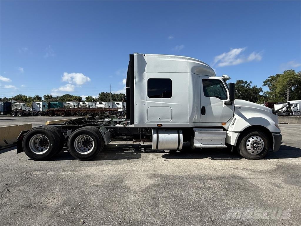 International LT625 Prime Movers