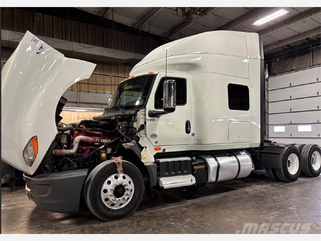 International LT625 Prime Movers