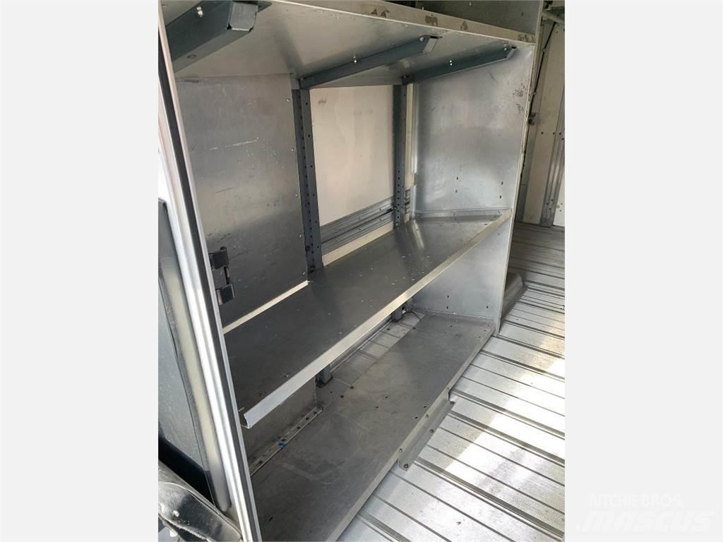 Isuzu Reach Box body