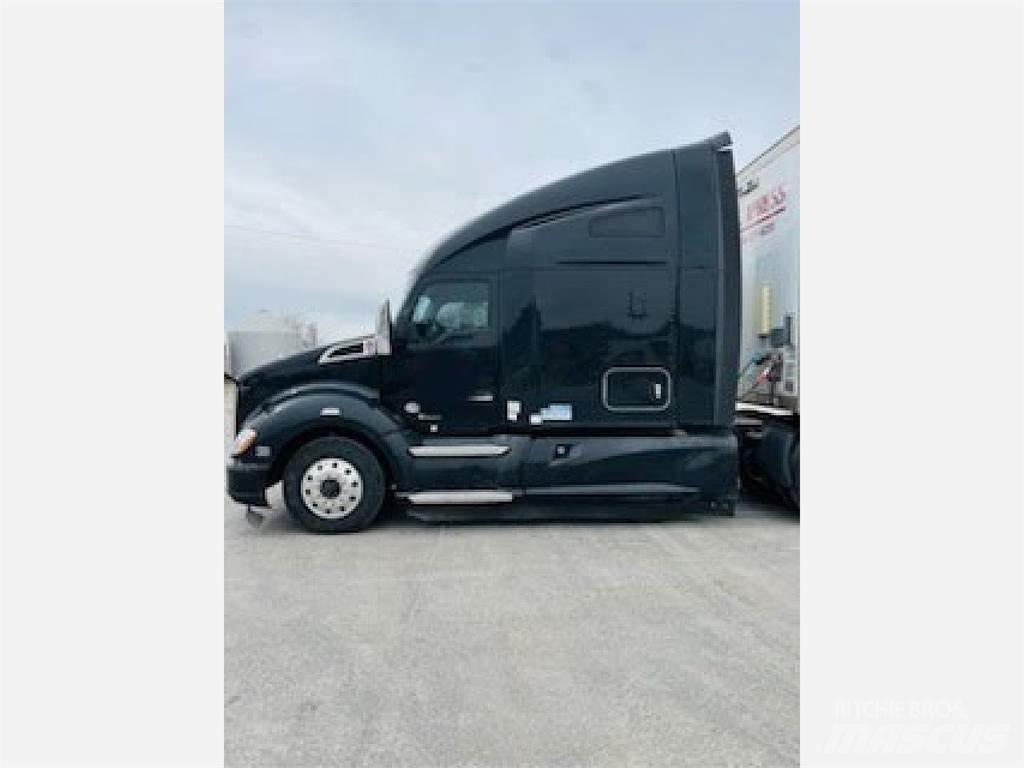 Kenworth T680 Prime Movers