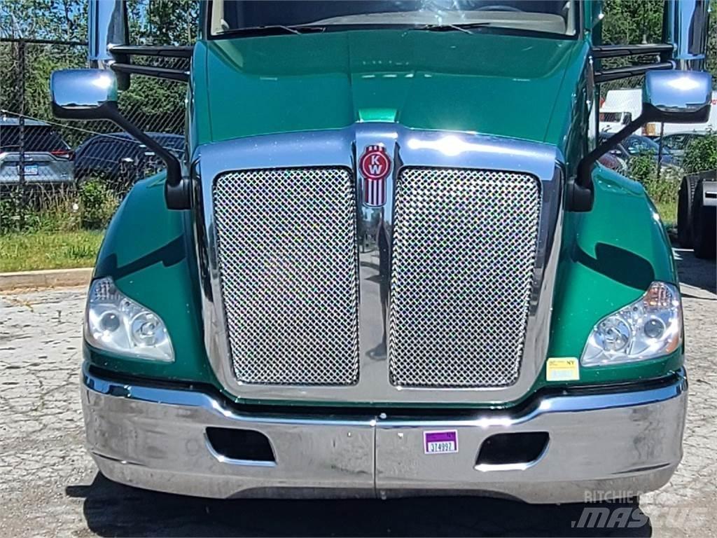 Kenworth T680 Prime Movers