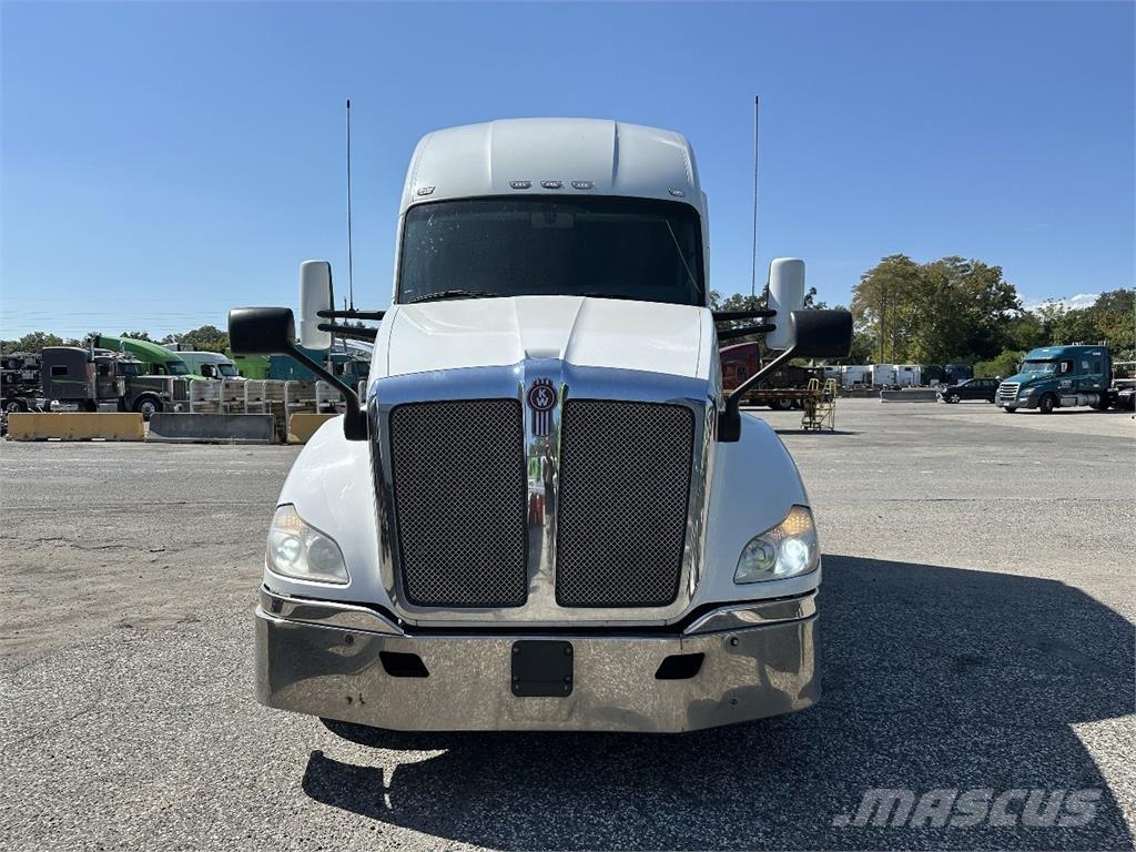 Kenworth T680 Prime Movers