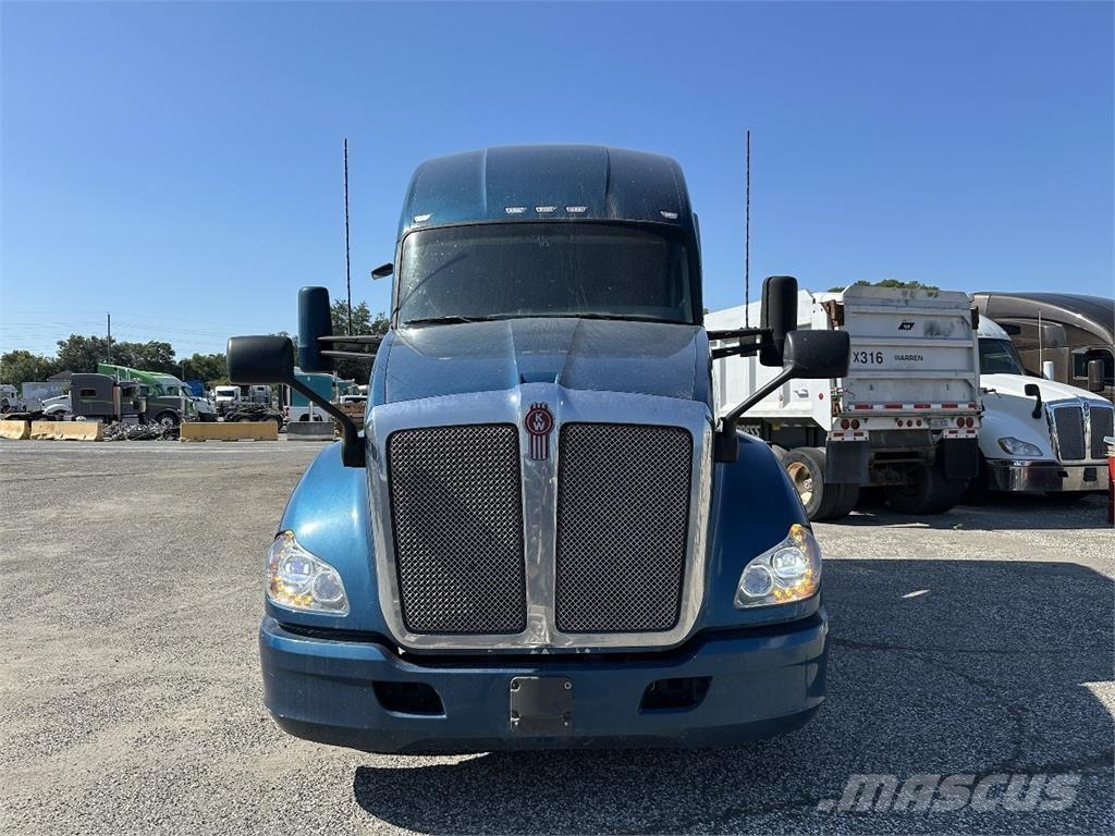 Kenworth T680 Prime Movers
