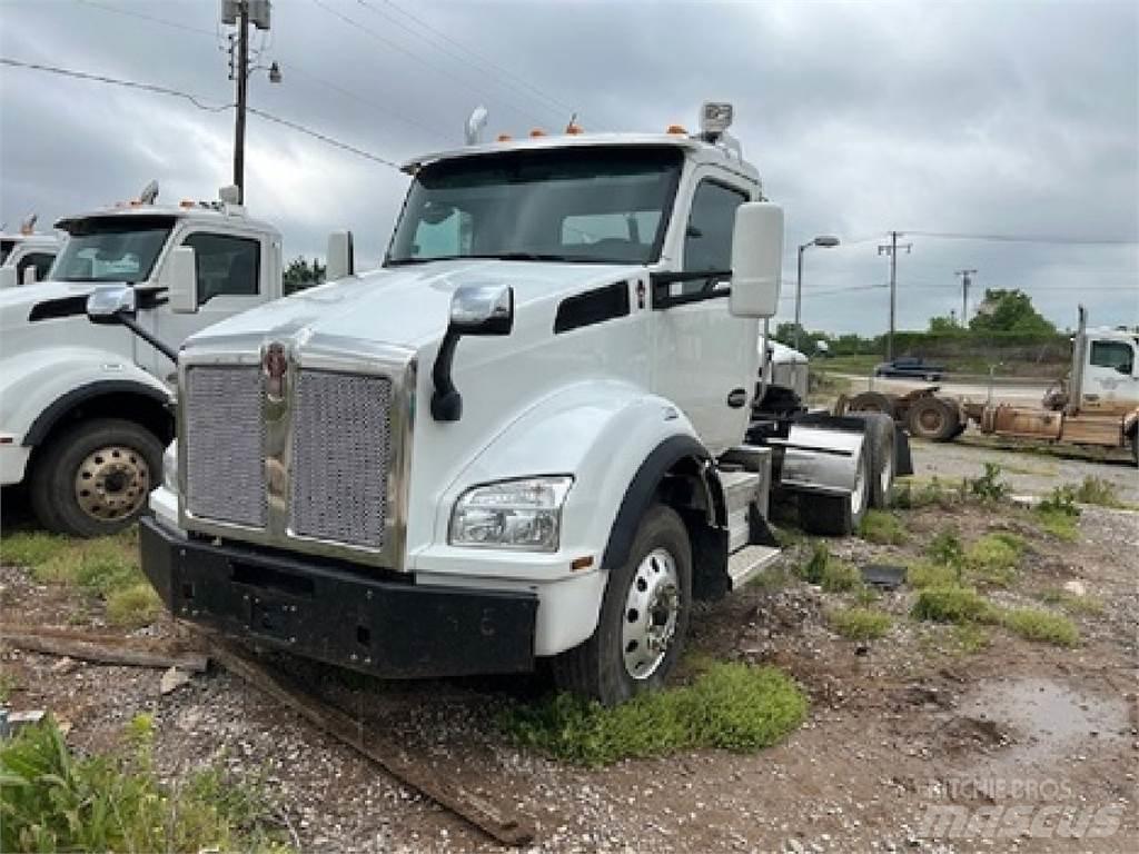 Kenworth T880 Prime Movers