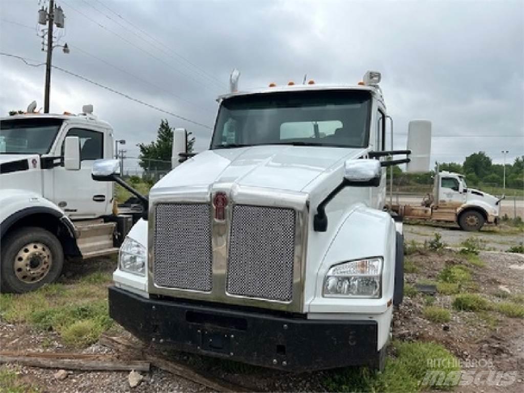 Kenworth T880 Prime Movers