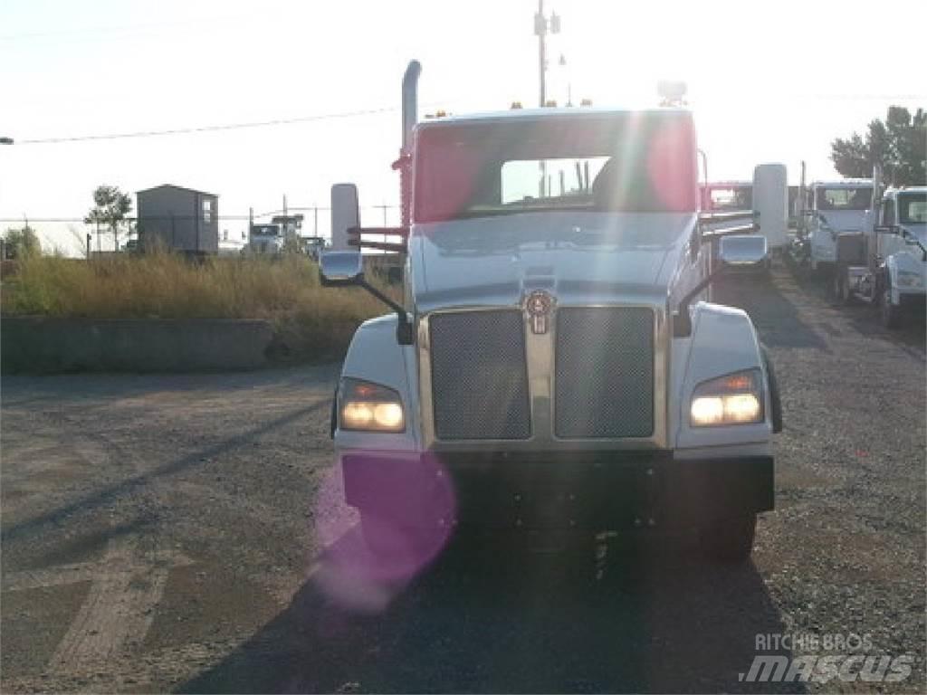 Kenworth T880 Prime Movers