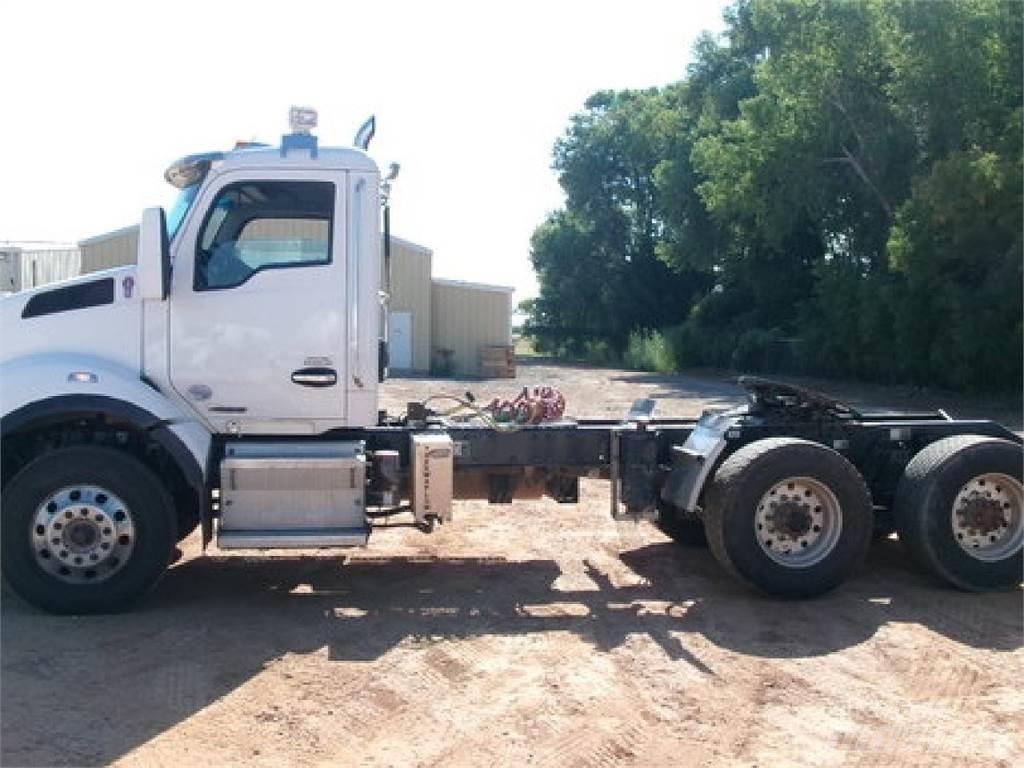 Kenworth T880 Prime Movers