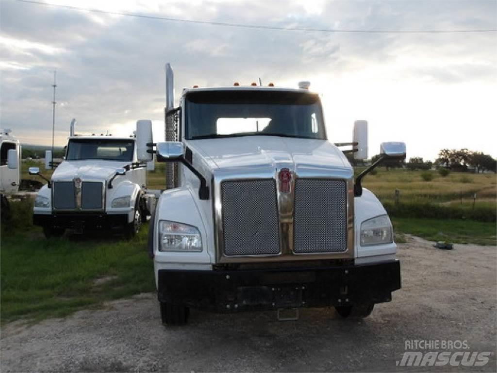 Kenworth T880 Prime Movers