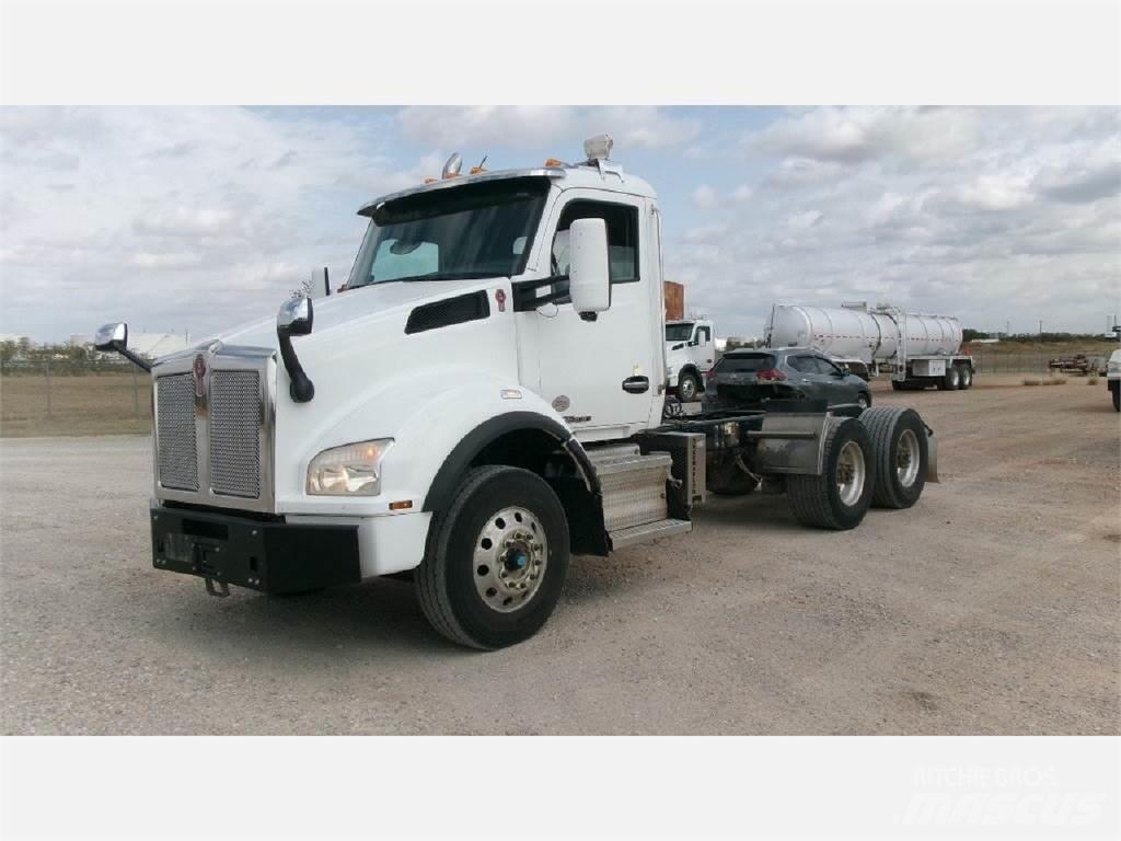 Kenworth T880 Prime Movers