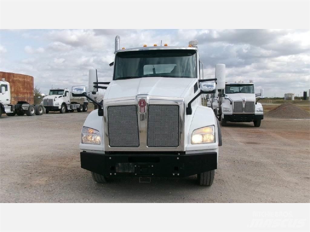 Kenworth T880 Prime Movers