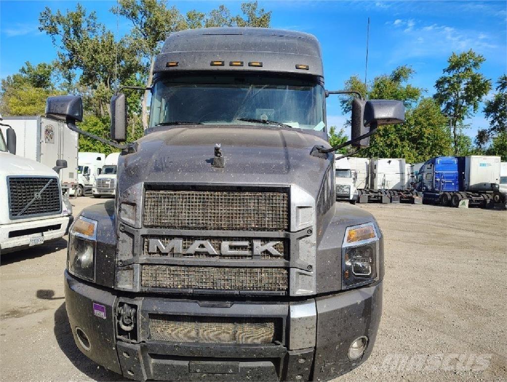 Mack Anthem 64T Prime Movers