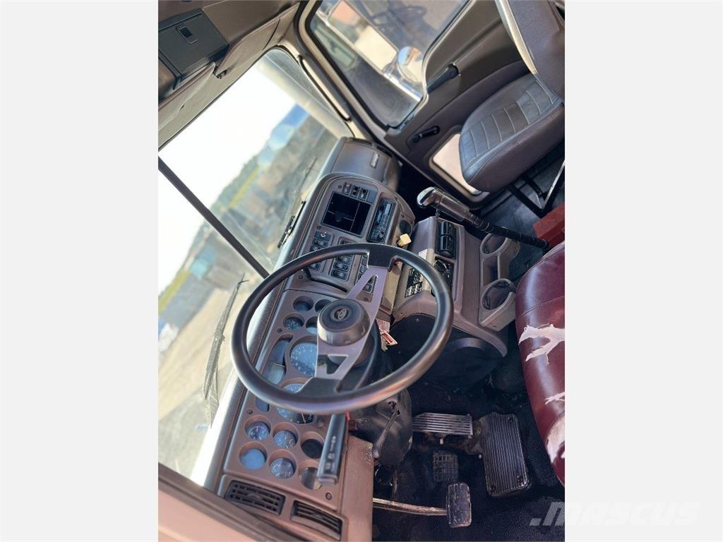 Mack Vision Prime Movers