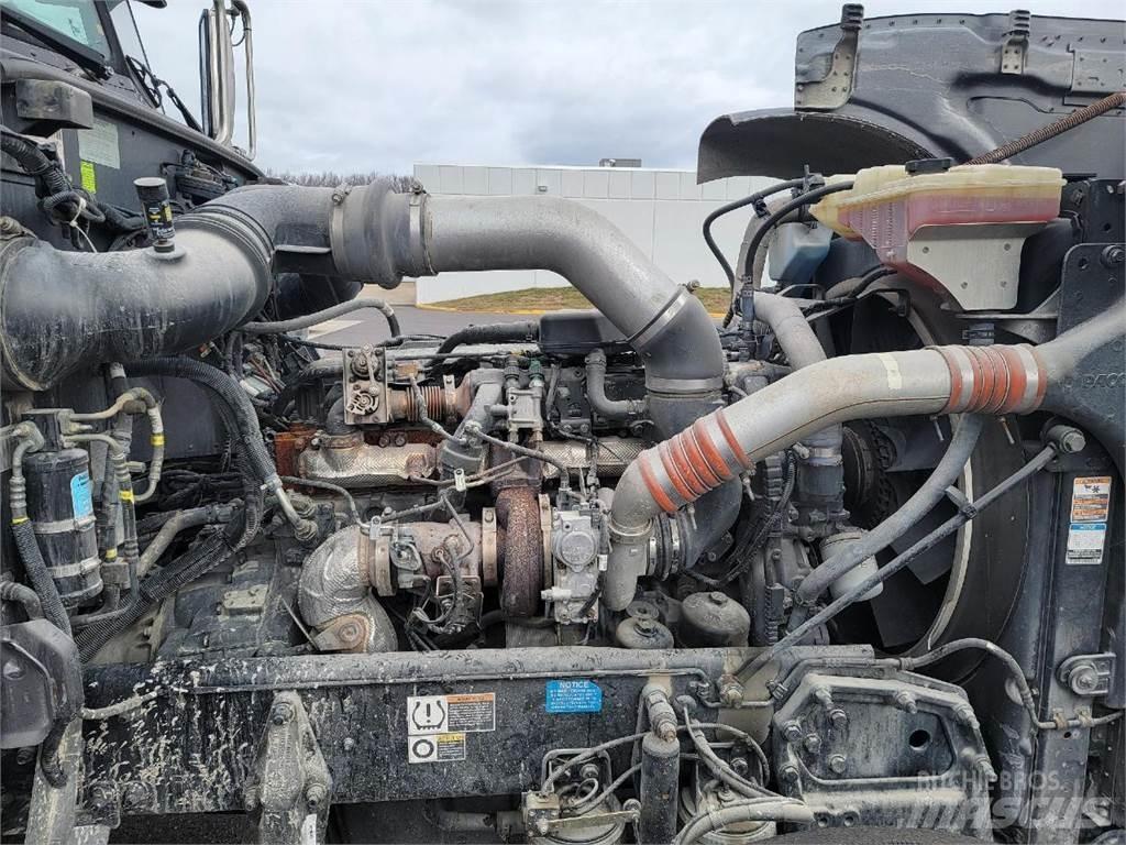 Peterbilt 389 Prime Movers