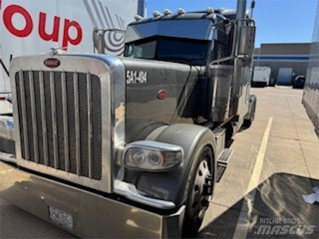 Peterbilt 389 Prime Movers