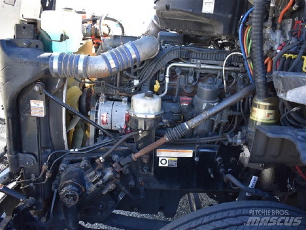 Peterbilt 579 Prime Movers