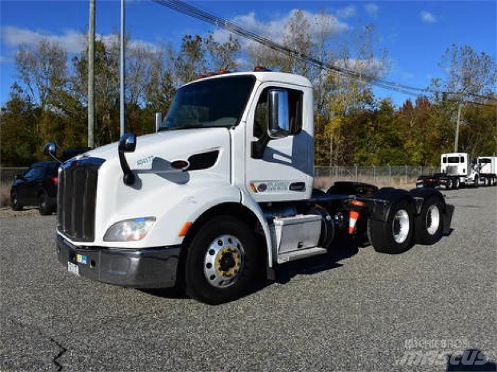 Peterbilt 579 Prime Movers