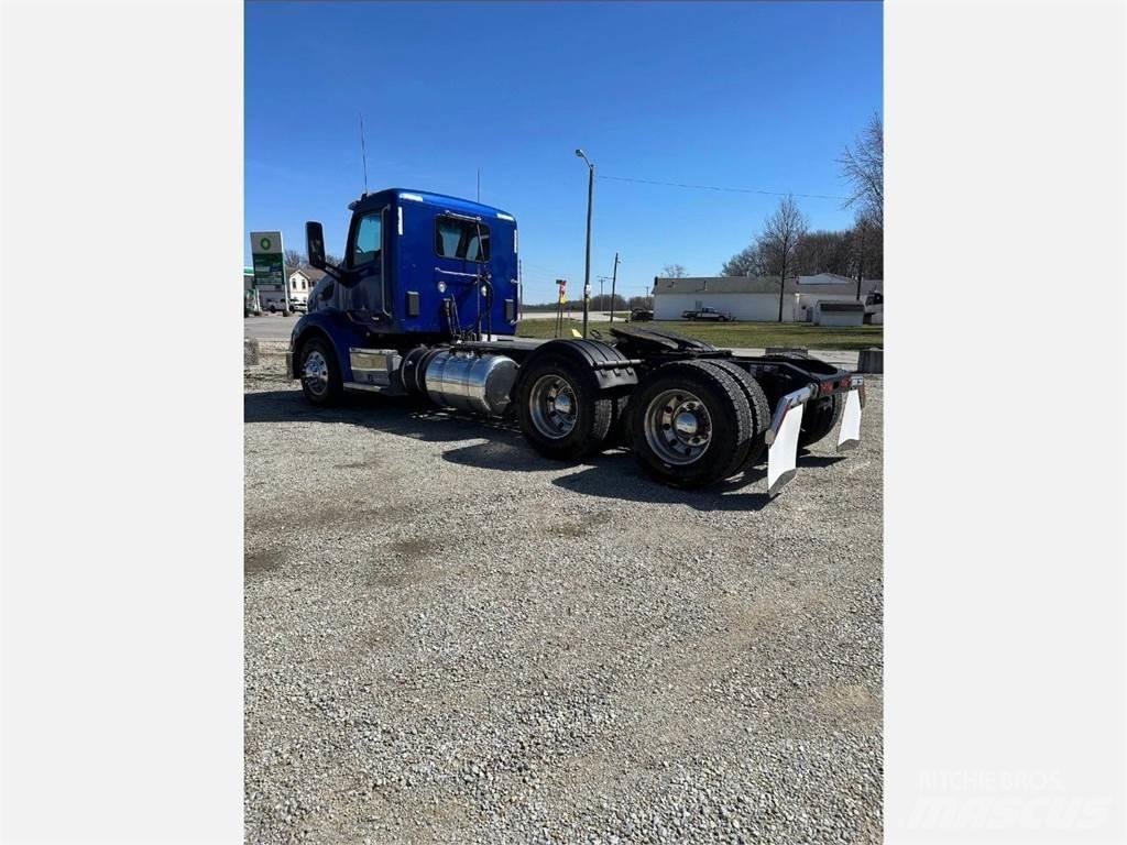 Peterbilt 579 Prime Movers