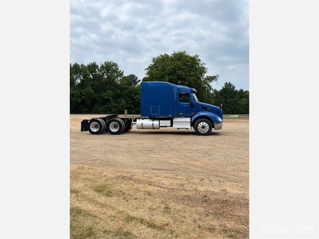 Peterbilt 579 Prime Movers