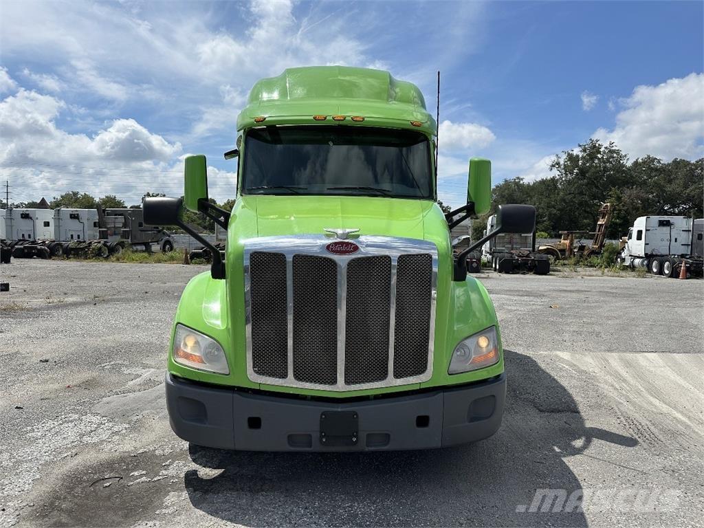 Peterbilt 579 Prime Movers