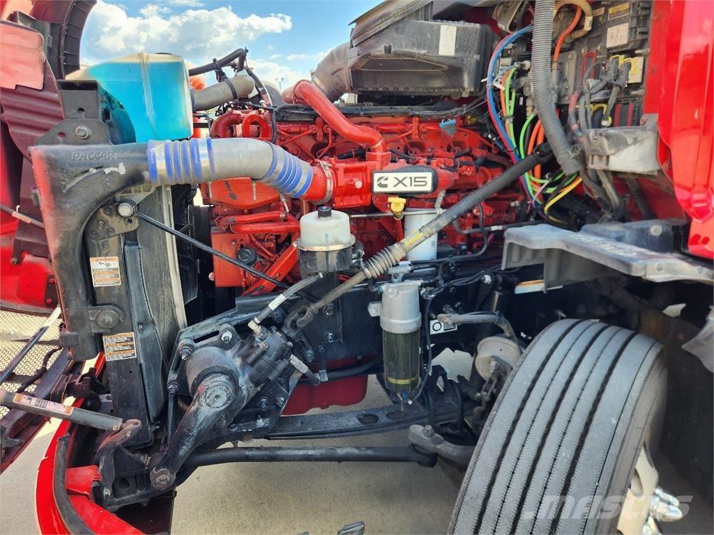 Peterbilt 579 Prime Movers