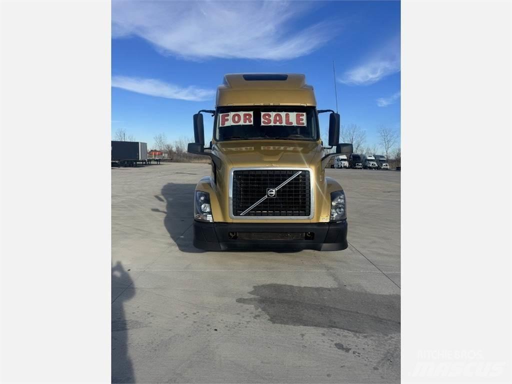 Volvo VNL 780 Prime Movers