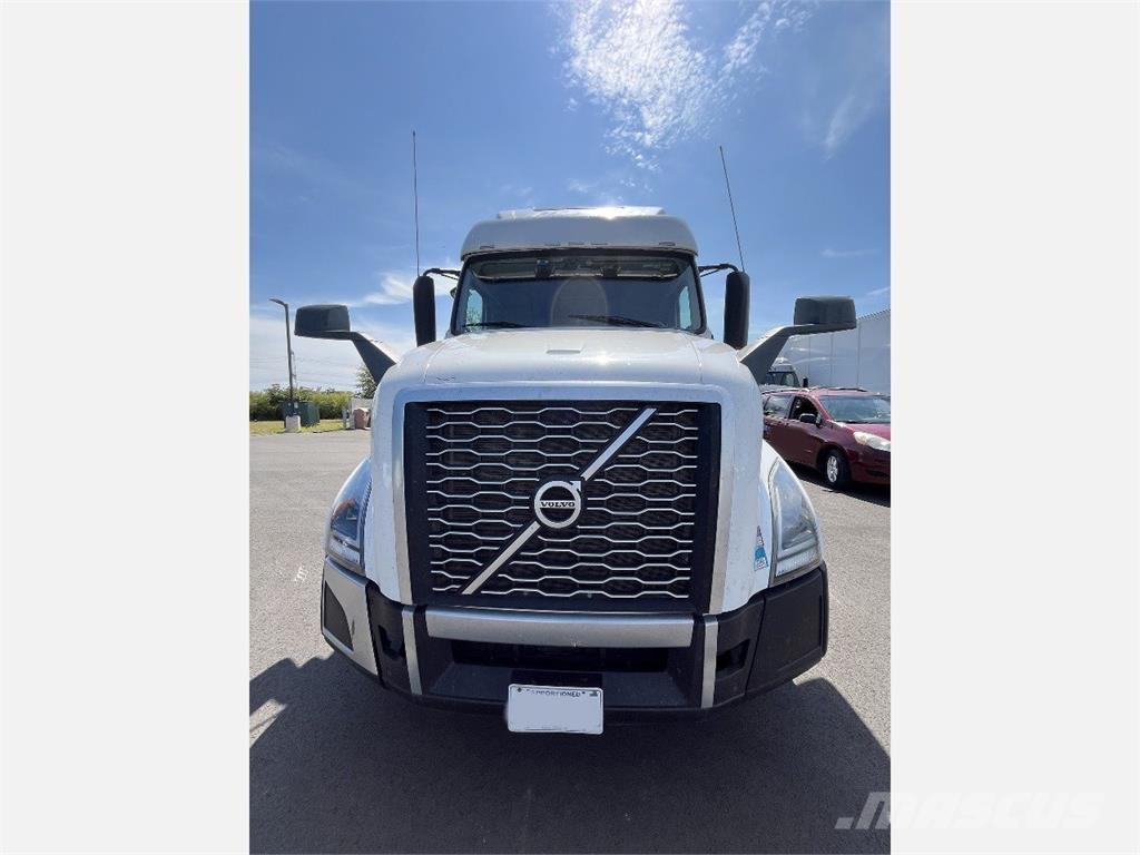 Volvo VNL860 Prime Movers