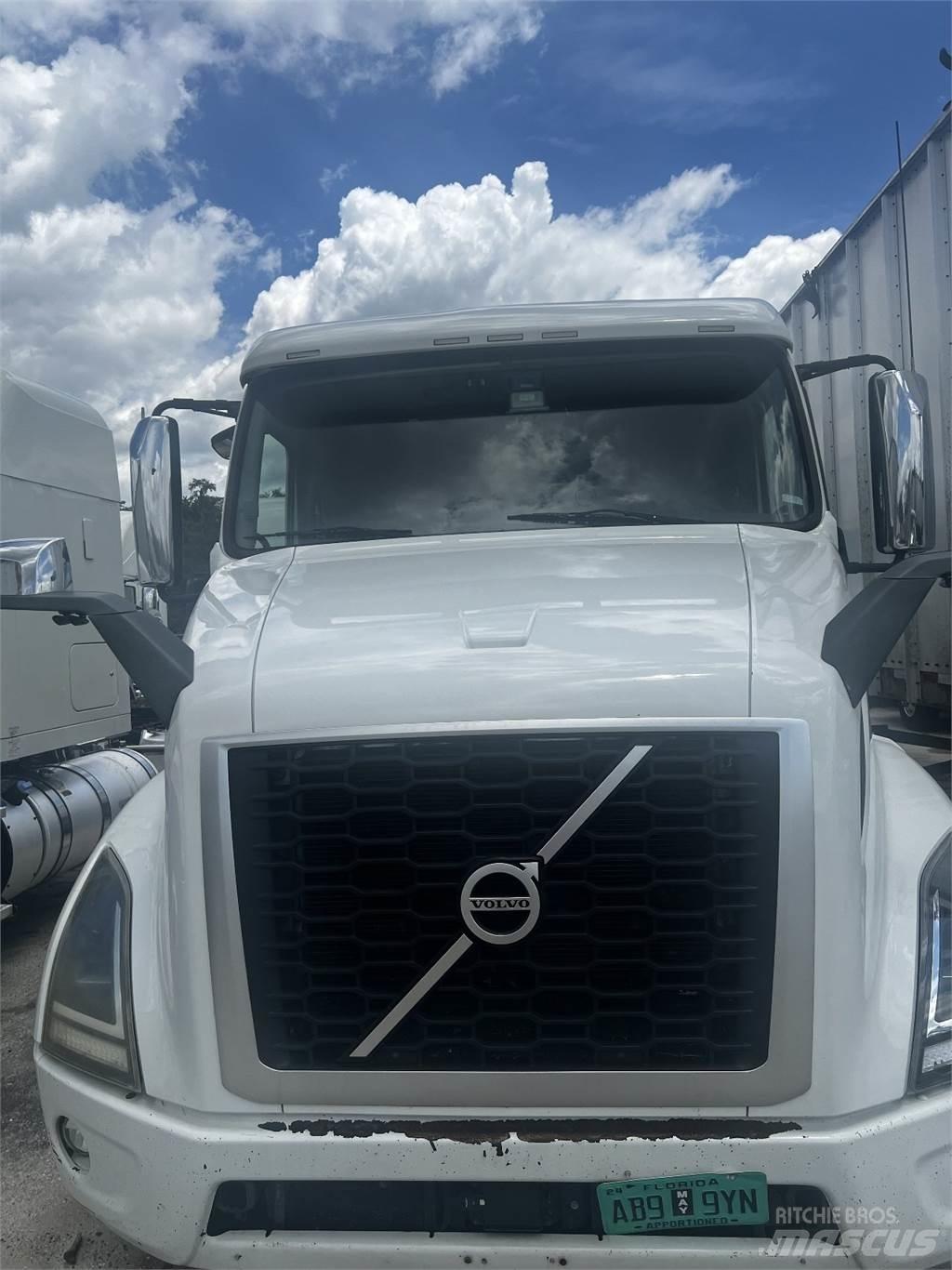 Volvo VNR64T640 Prime Movers