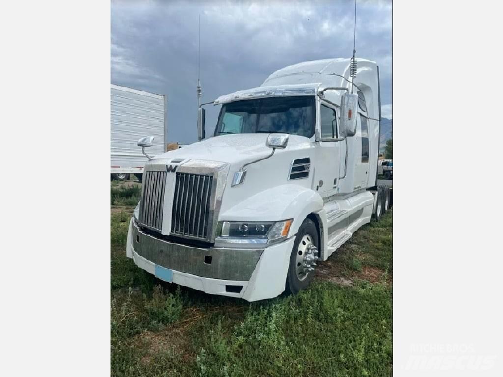 Western Star 5700XE Prime Movers