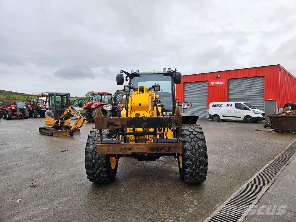 JCB TM320S Telescopic handlers